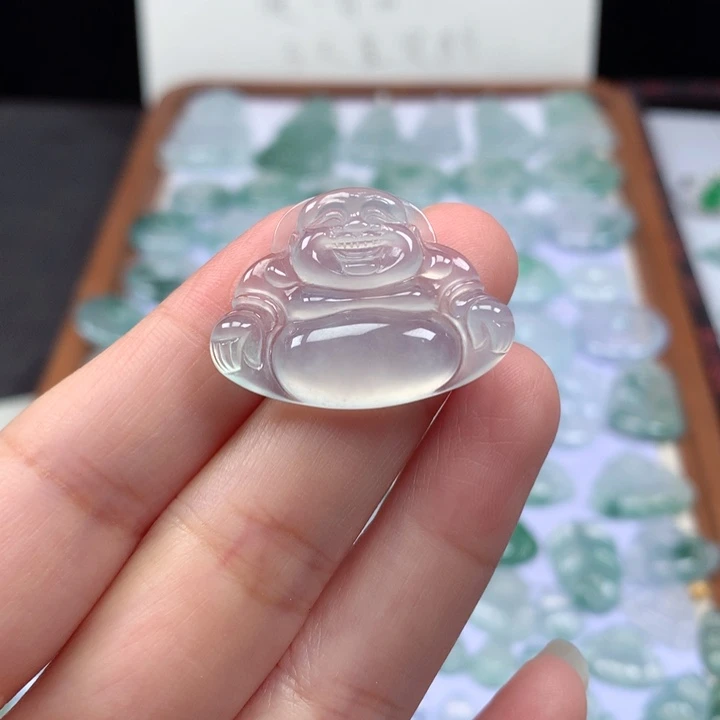 颈饰未镶嵌翡翠冰种佛公