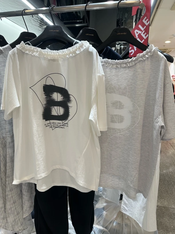 东大门捡漏斜肩体恤