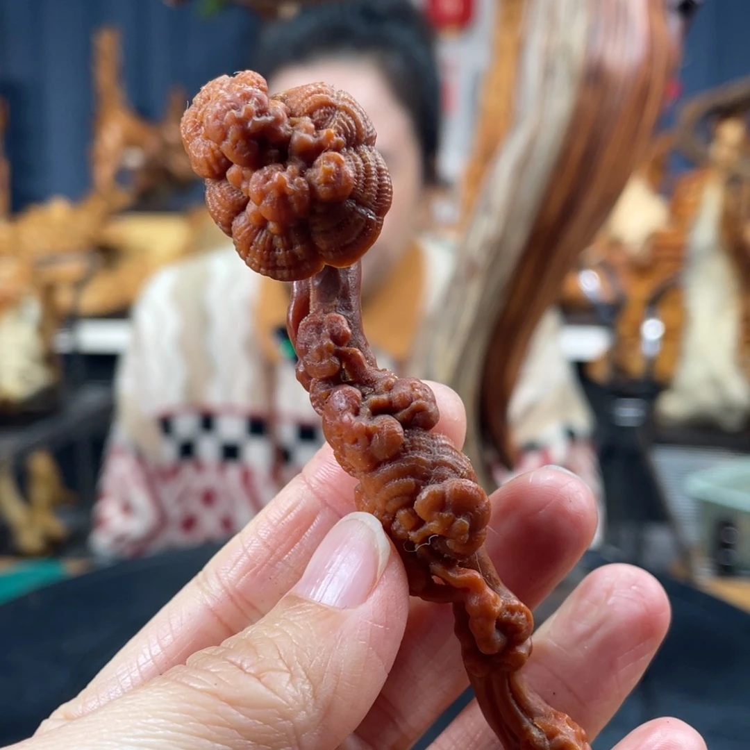 柏木（崖柏）手把件