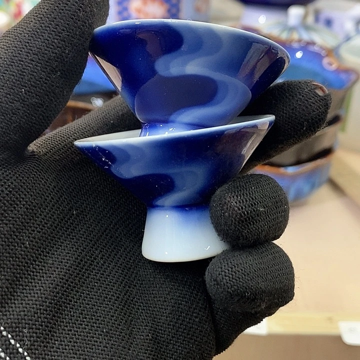 瓷片B****d哈哈哈哈哈哈哈哈哈