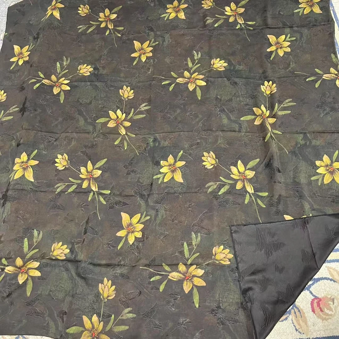 160香云纱冠乐绉方巾-许春枝 155cm丝巾