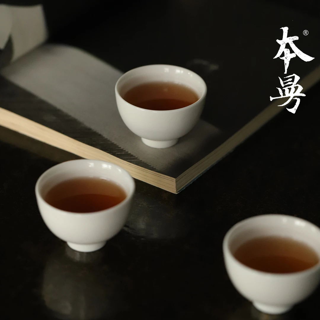 本曼80年代仿明德化白瓷老厂白釉高足茶杯厚胎品茗杯主人杯曲腹杯