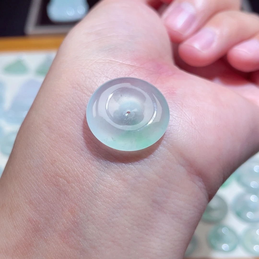 颈饰未镶嵌翡翠扣子