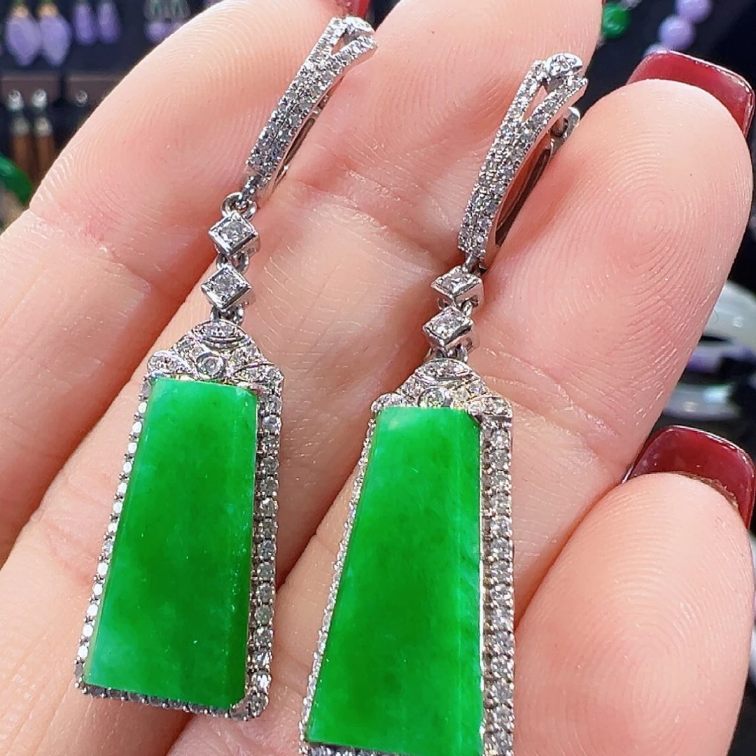 翡翠18K金镶嵌耳饰签收后24小时鉴赏期