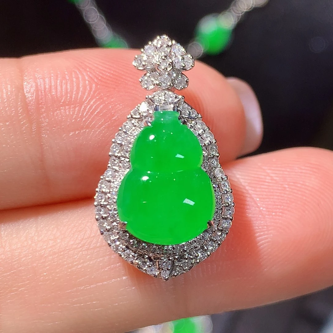 翡翠18K金镶嵌吊坠(不含链)