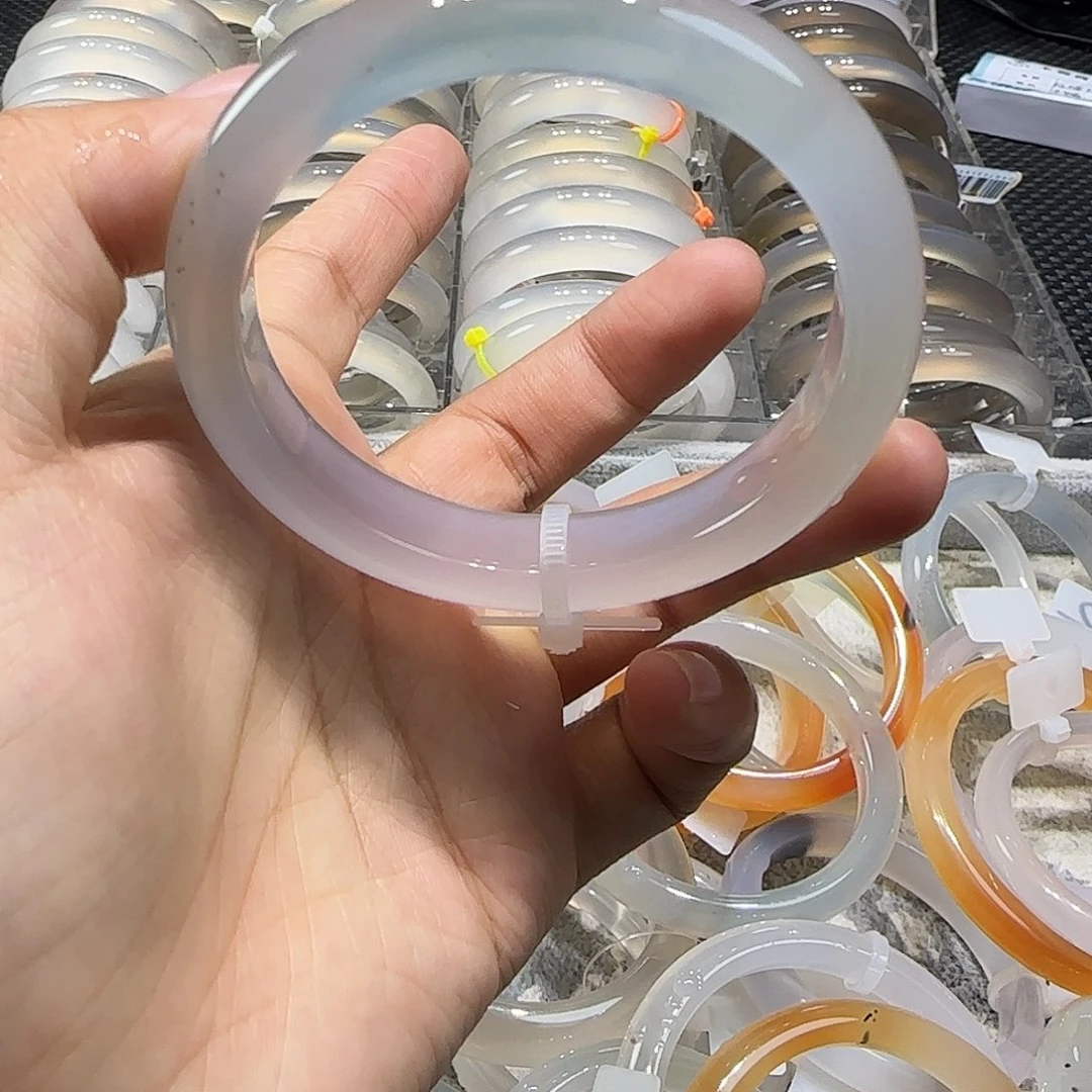 玛瑙/玉髓未镶嵌手镯54漂沙