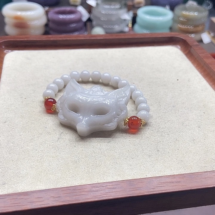 石英质玉未镶嵌手镯