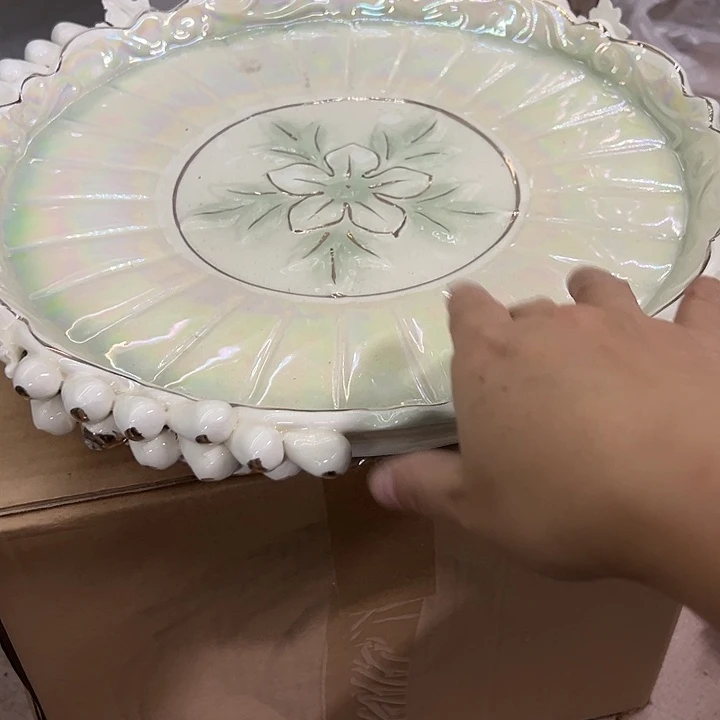 瓷片瑕。。。。。。。。。。。。。，