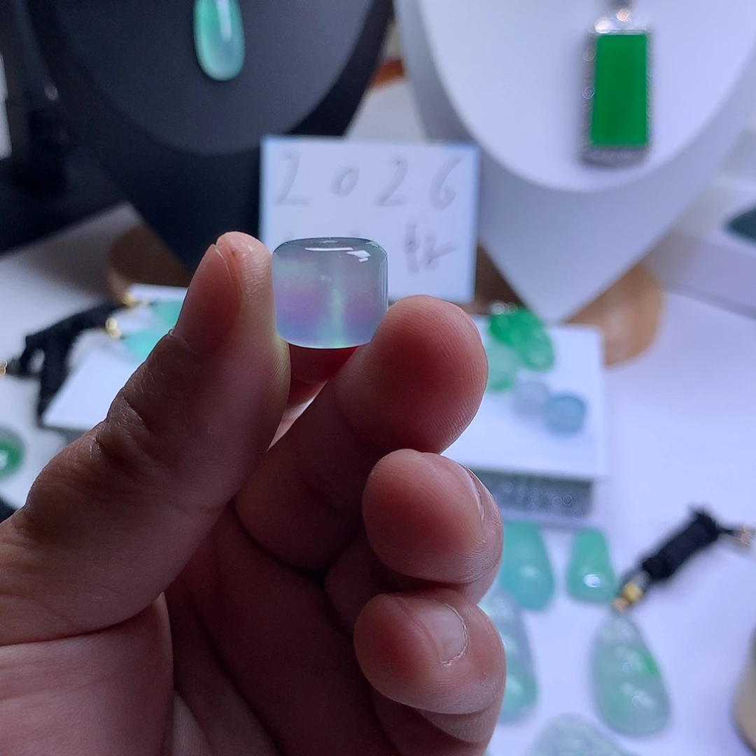 无***咎珐琅非金属吊坠璐璐通