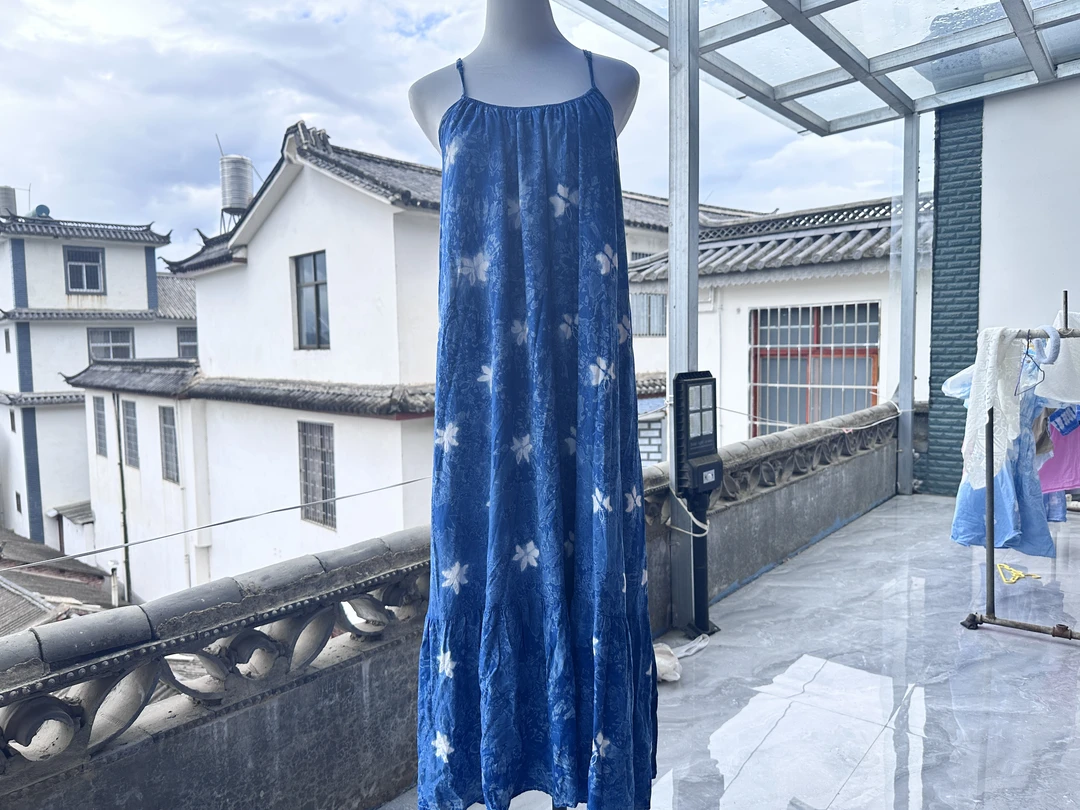 吸汗秋冬长裙碎花夏季性感宽松气质法式吊带连衣裙