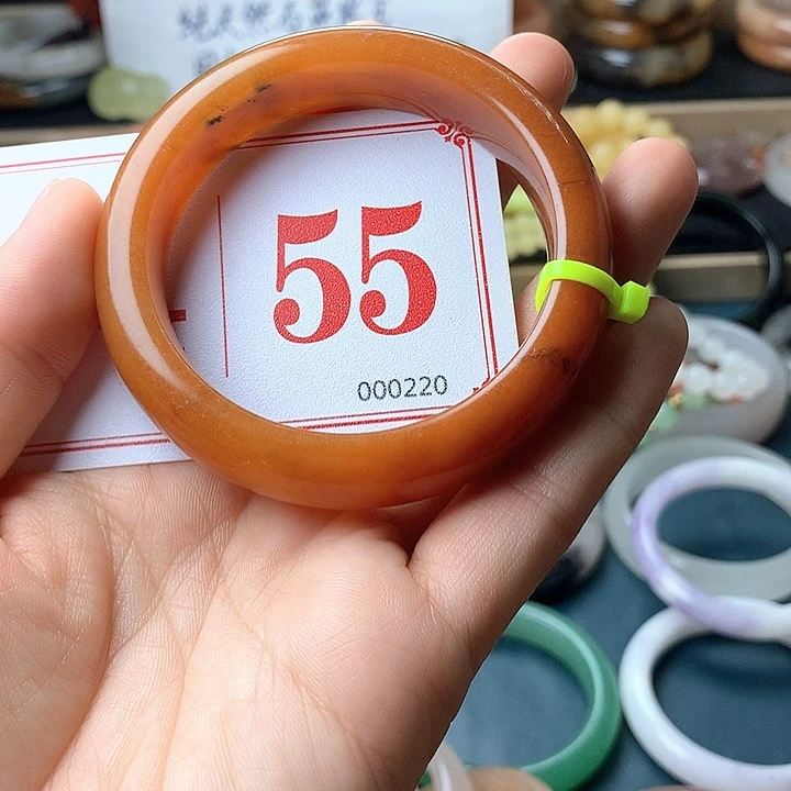 石英质玉（黄龙玉）未镶嵌手镯