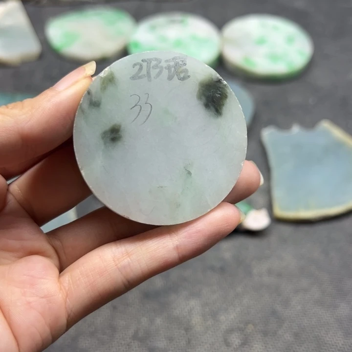 定制翡翠未镶嵌缅甸翡翠