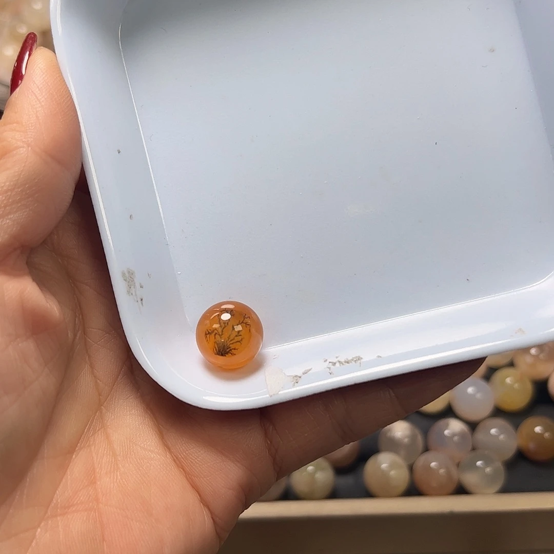 玛瑙/玉髓珠宝半成品未镶嵌麒**娃