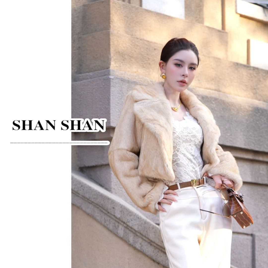 SS姗姗 秋冬高级轻奢时尚獭兔毛翻领皮草外套女 51170527-2410