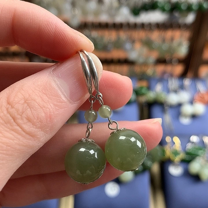 和田玉银S925镶嵌耳饰12左右晴水绿