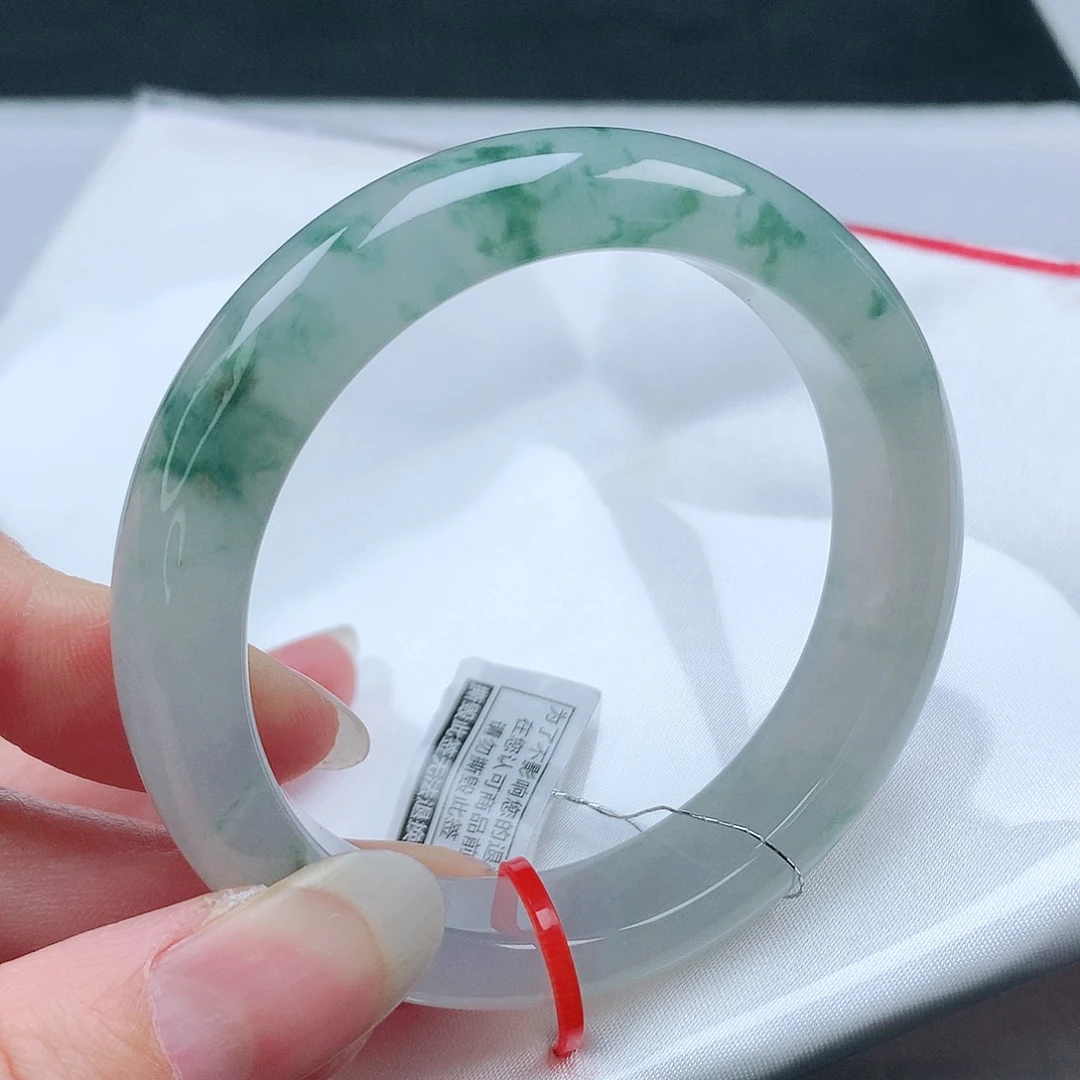 翡翠手镯未镶嵌54/55圈