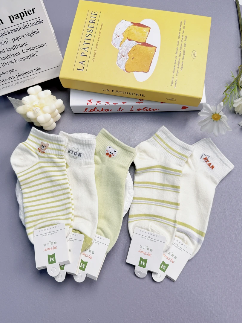 春夏新款女士小熊蛋糕薄款短筒袜清新柔软透气不臭脚