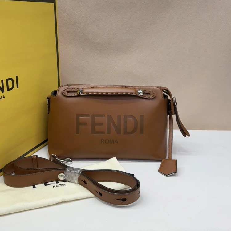95新 FENDI/芬迪 /KIKI/单肩包/17194462