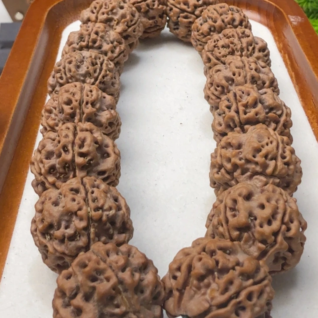 吊坠金刚菩提蜂窝双龙满蜂窝铁籽