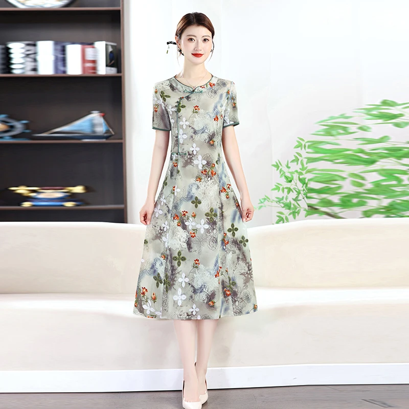 2025夏季新款妈妈装V领遮肉显瘦短袖连衣裙女中长裙显瘦中年裙子