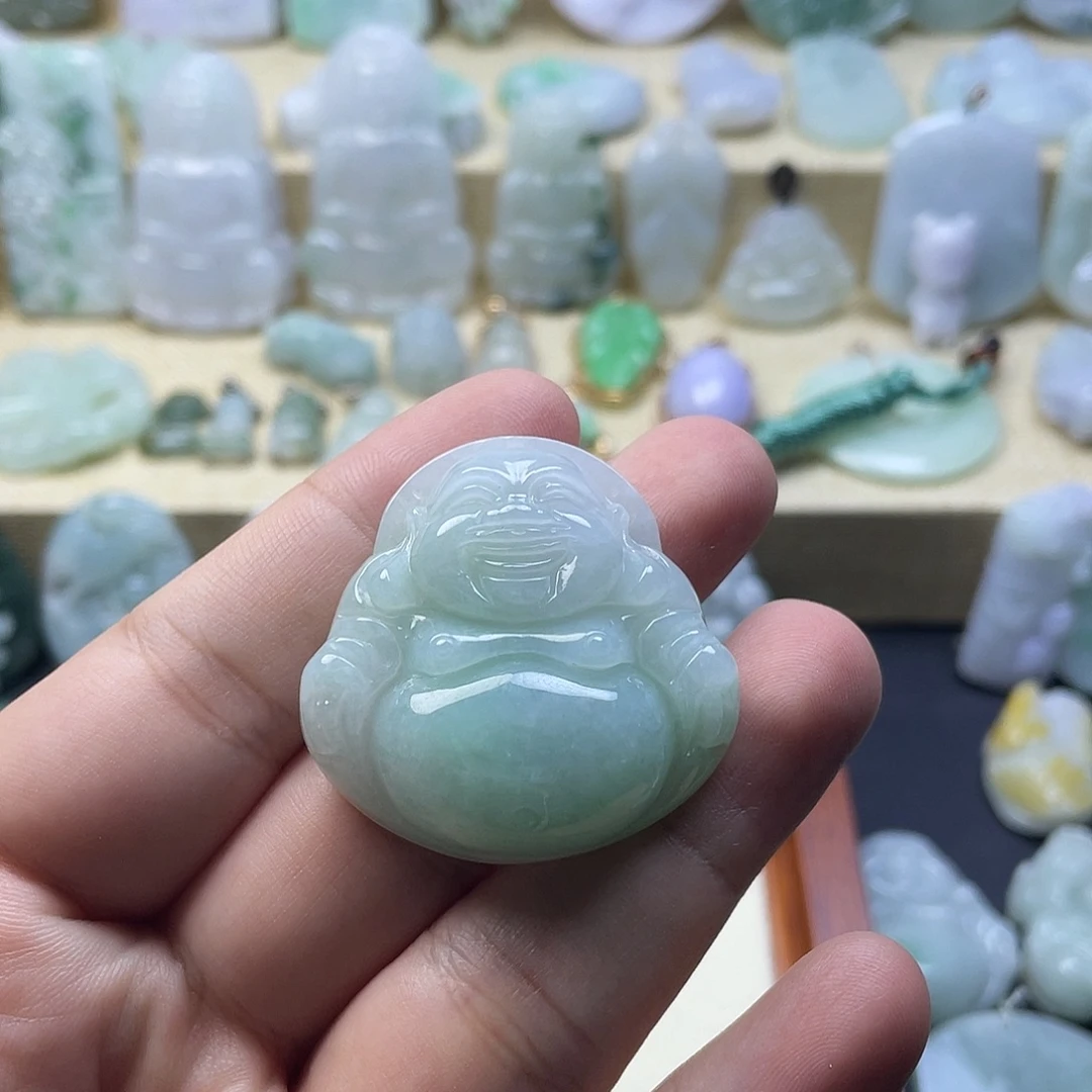 美***女翡翠未镶嵌颈饰纯天然翡翠