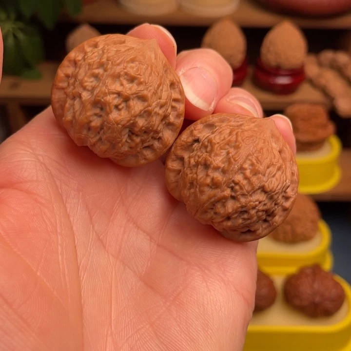 文玩核桃把件七步沟37