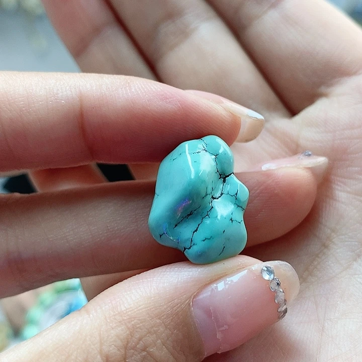 未镶嵌绿松石珠宝奇石