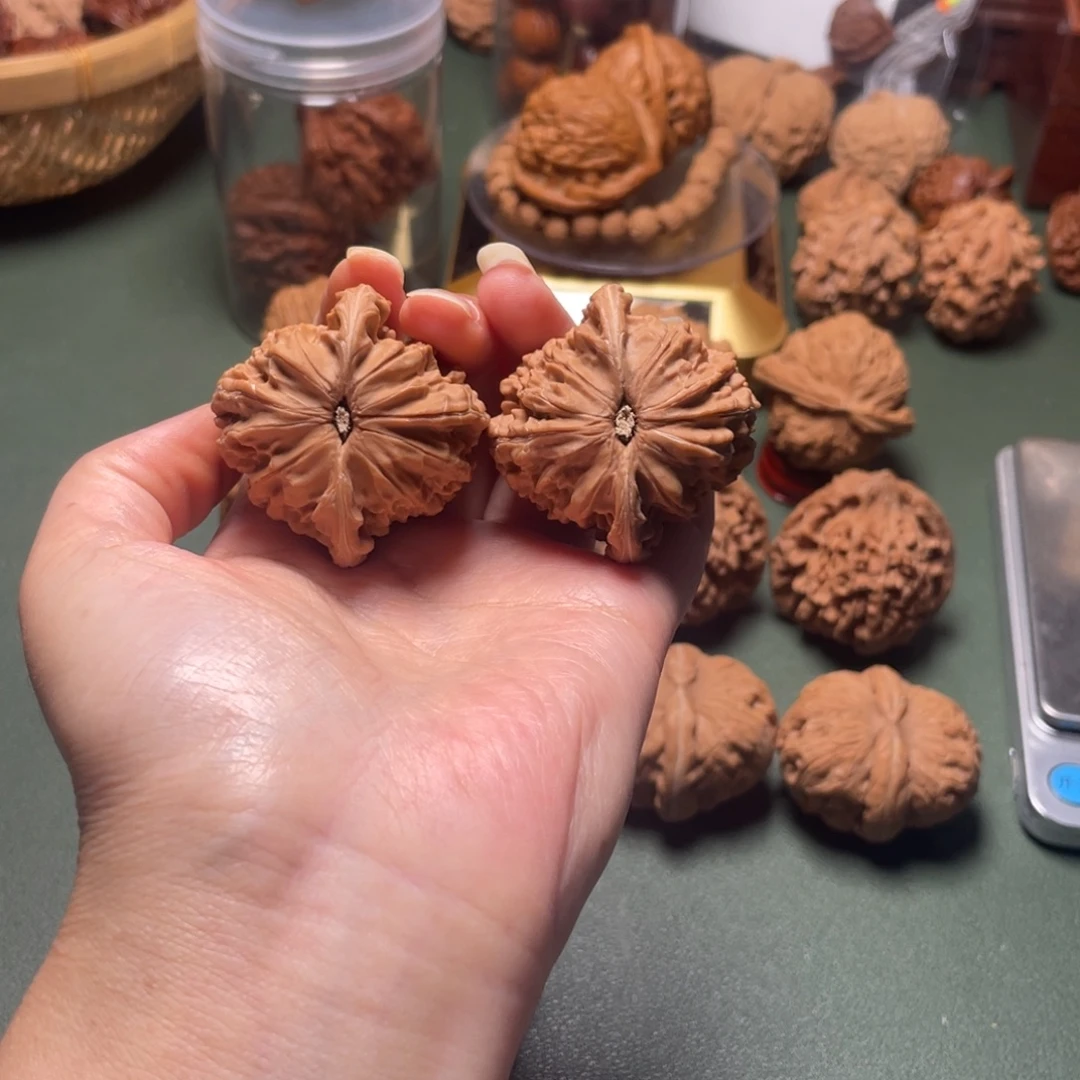 文玩核桃吊坠磨盘