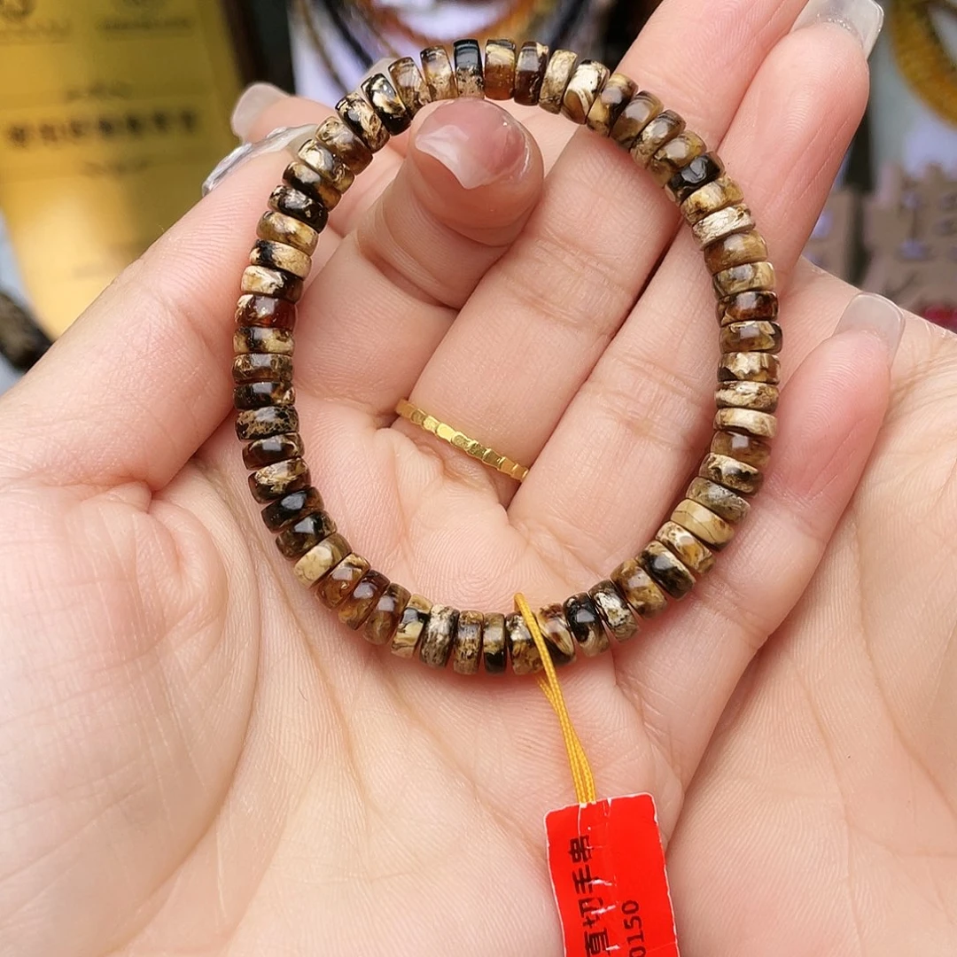 琥珀未镶嵌裸石6+