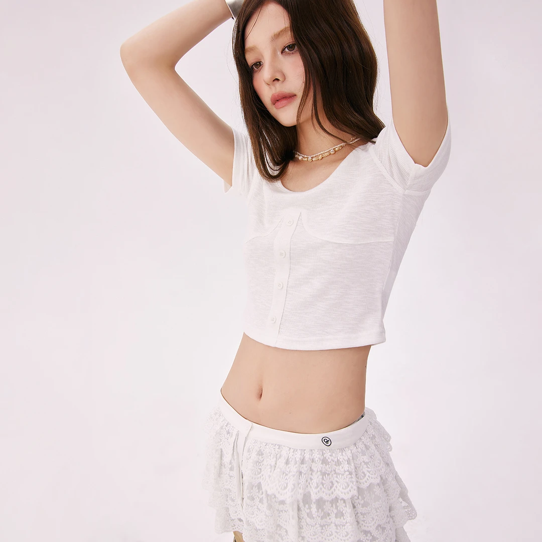 CHUU夏季女装字母绣花设计感露背百搭辣妹穿搭短款修身T恤