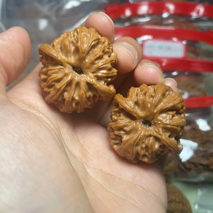 文玩核桃把件35苹果园