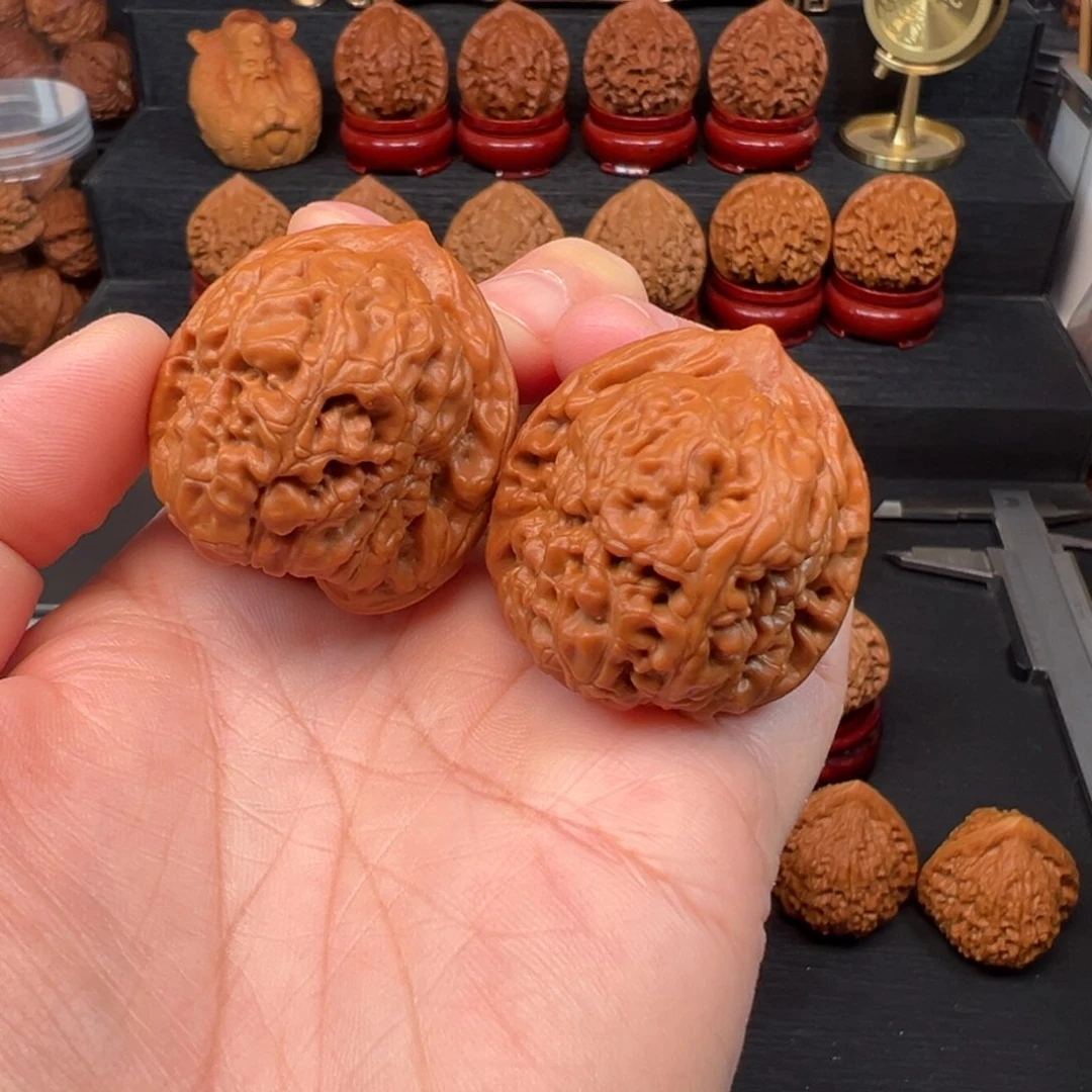 文玩核桃吊坠35全品金公子