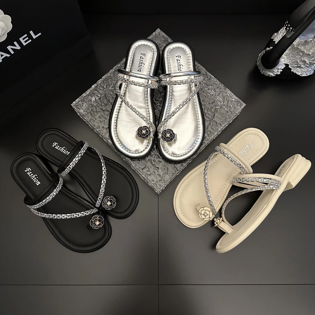 山茶花两穿水钻套趾低跟软拖鞋女外穿2025新款夏沙滩百搭凉拖鞋