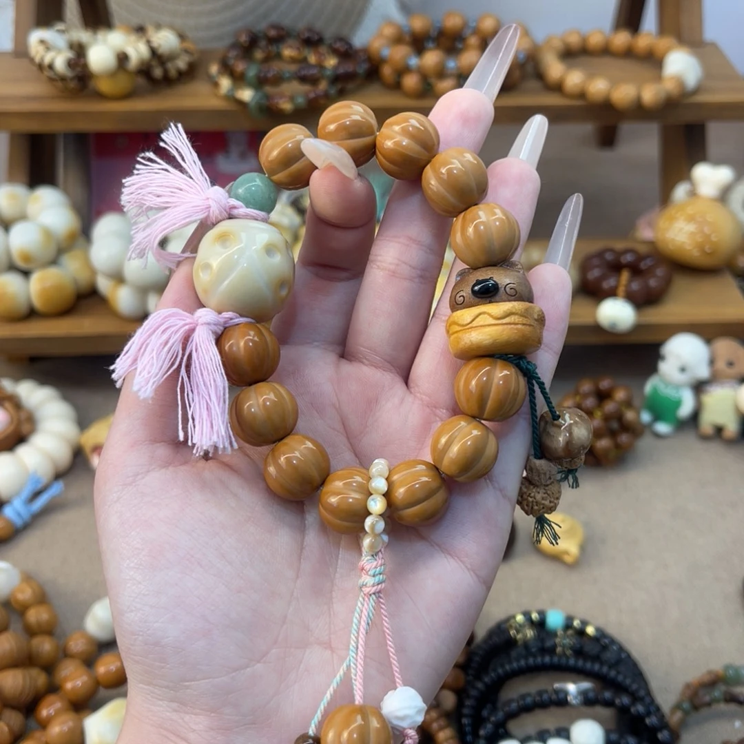 吊坠猴头核桃猴头南瓜手串