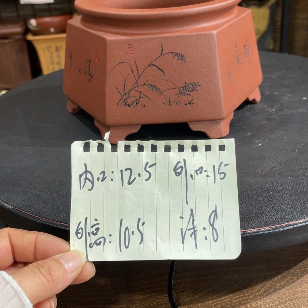 紫砂花盆紫砂花盆在这里