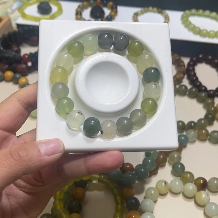 蛇纹石玉未镶嵌手链卡13
