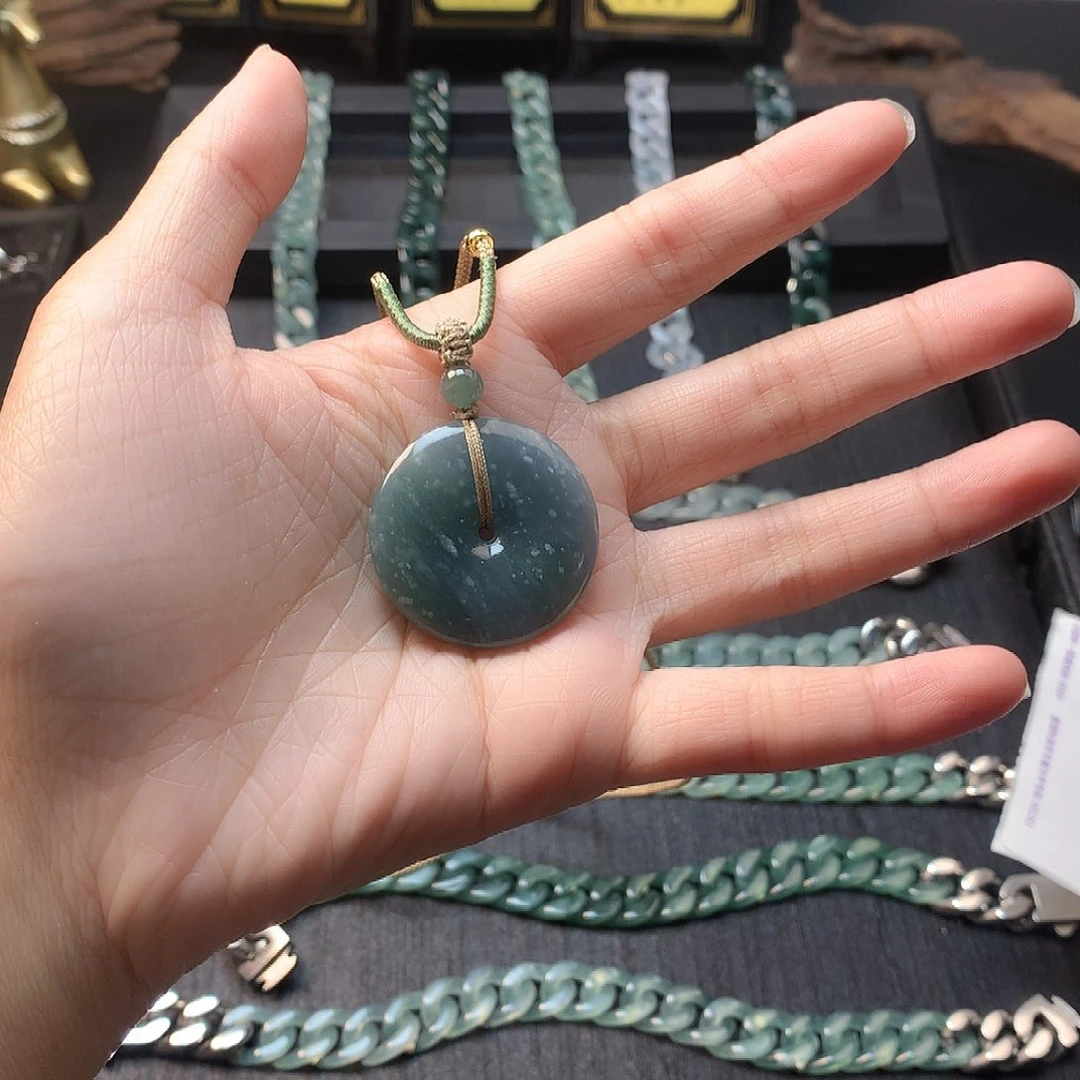 翡翠未镶嵌手链翡翠