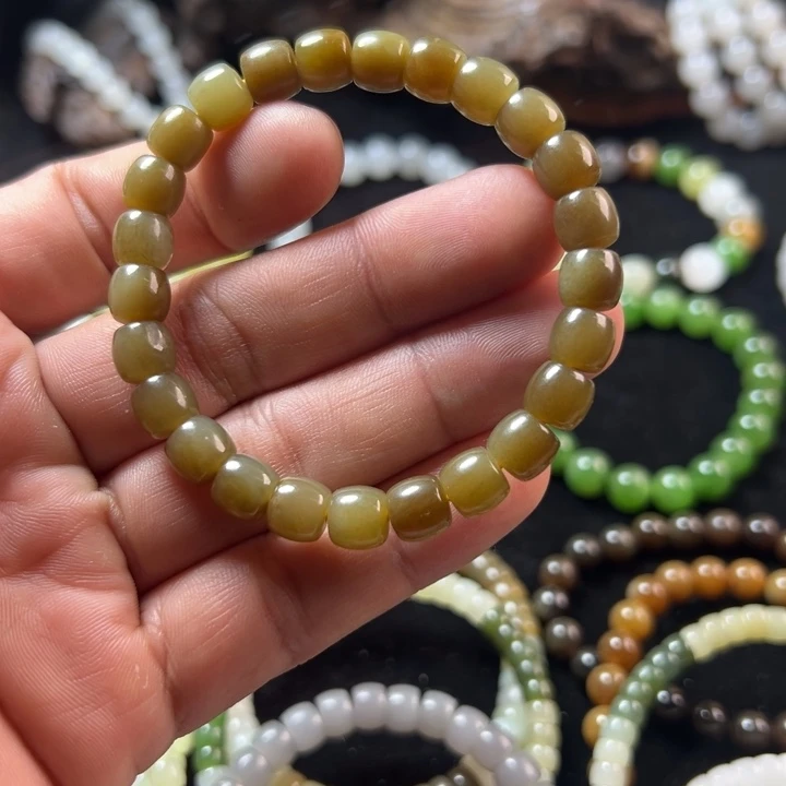 和田玉未镶嵌手串