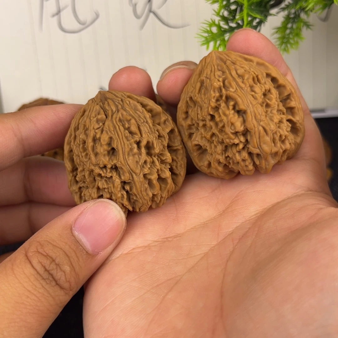 文玩核桃吊坠核桃