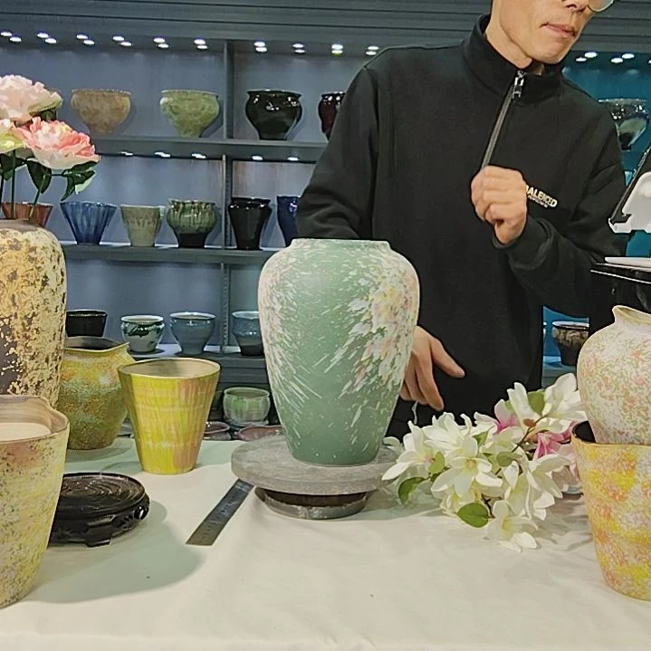 陶摆件景德镇陶瓷花瓶
