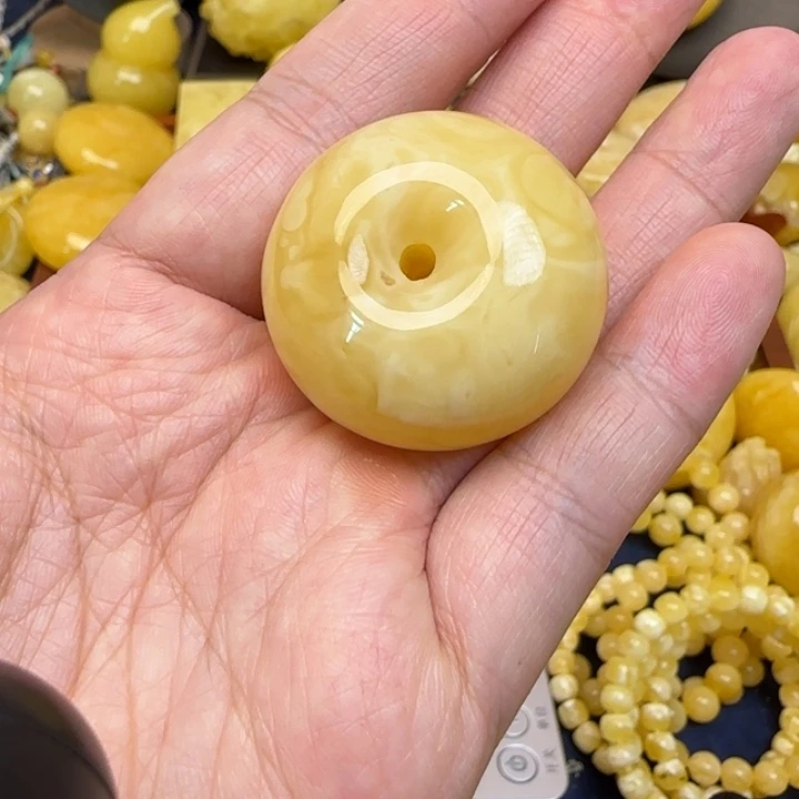 未镶嵌颈饰蜜蜡天然蜜蜡