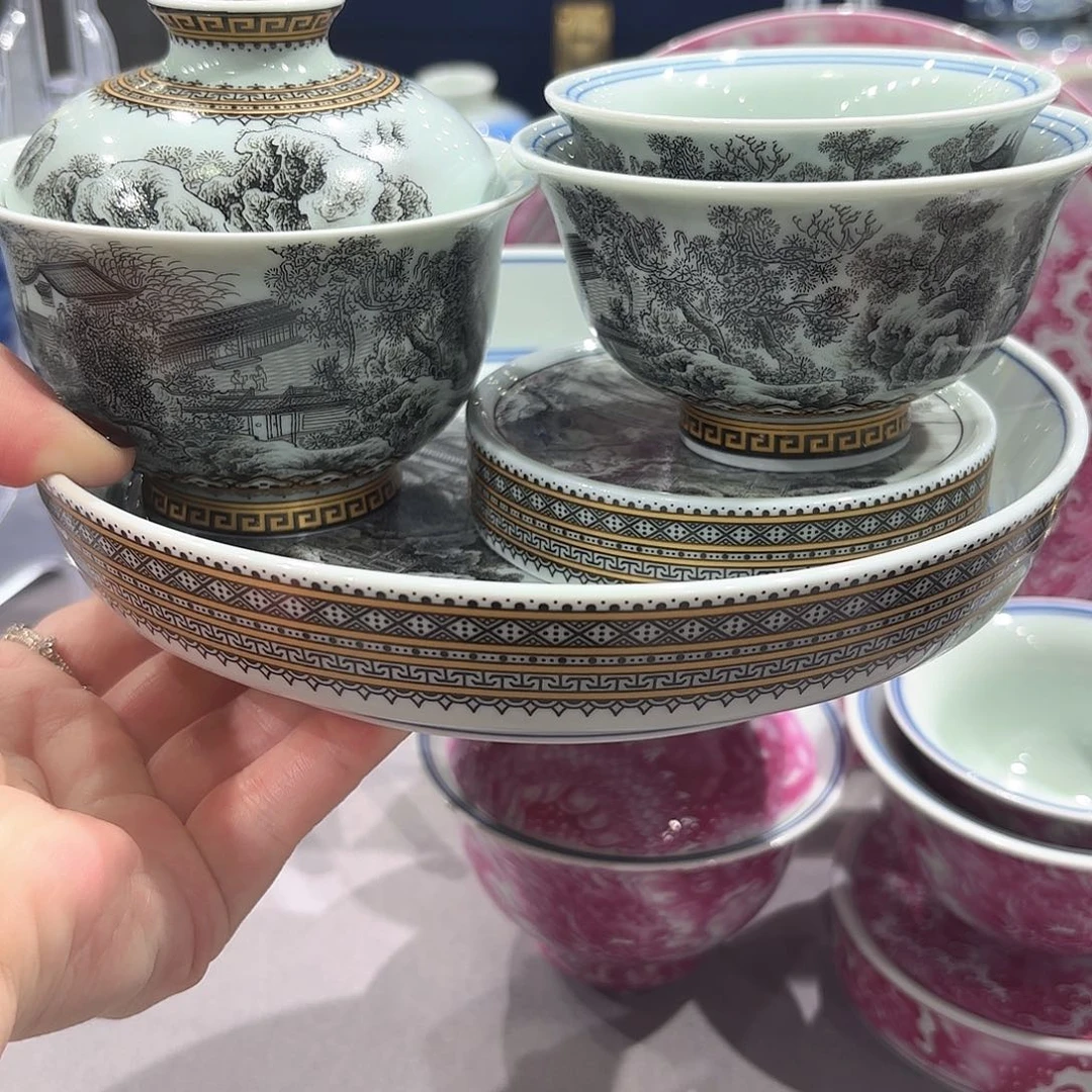 瓷片景德镇瓷器精品陈列