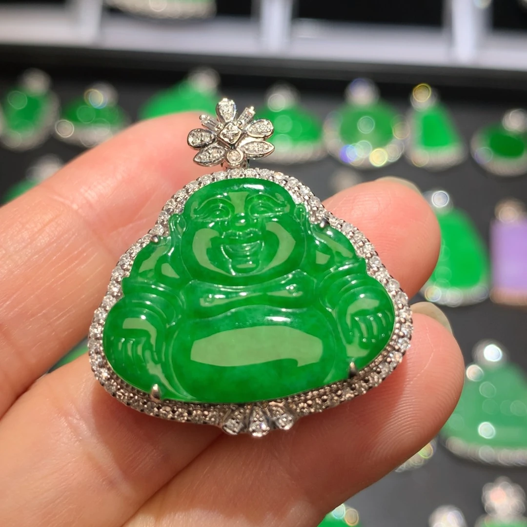 翡翠颈饰18K金镶嵌翡翠