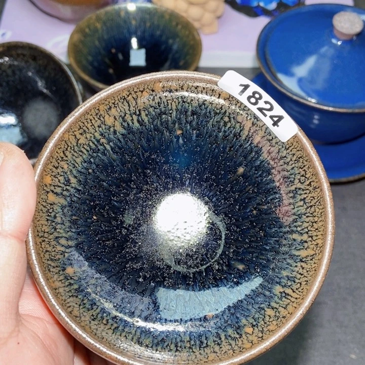 茶盏山中有朵雨做的雲