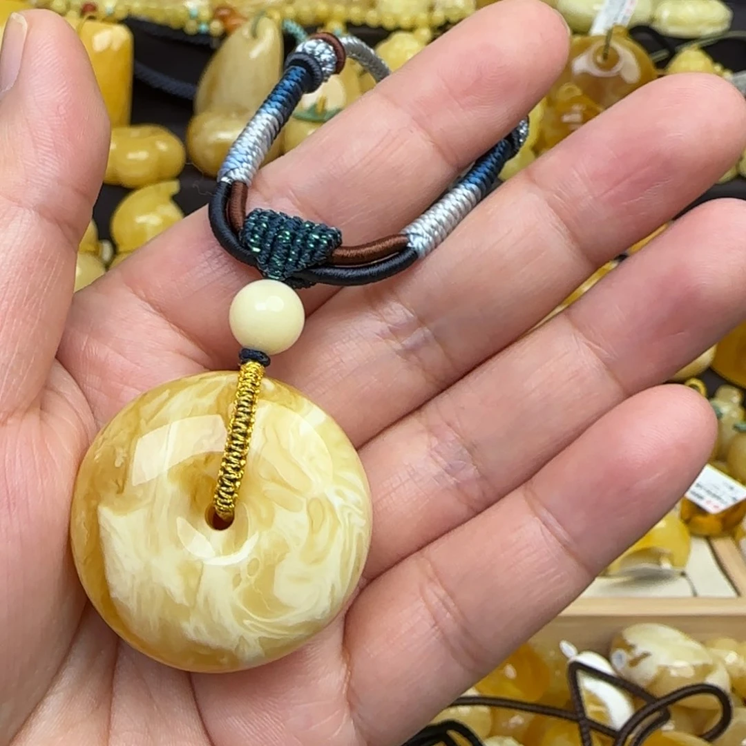 蜜蜡套链未镶嵌阿*蜜蜡平安扣