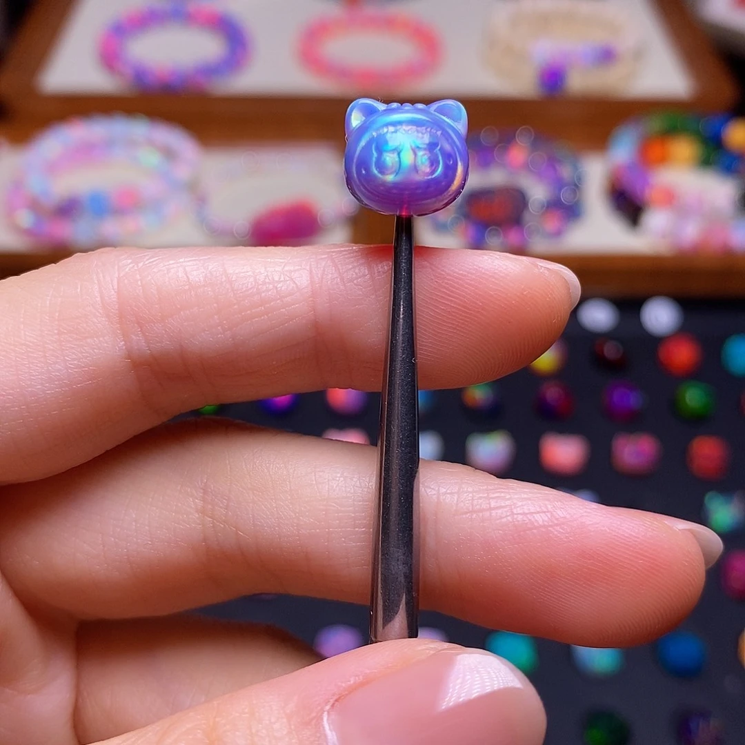 树脂制品人工欧泊拉布布