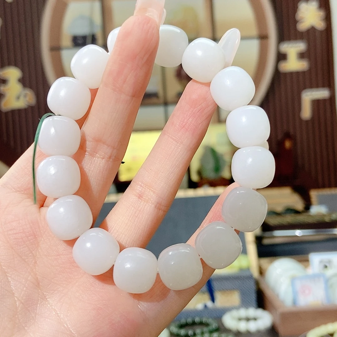 黑***雨和田玉未镶嵌手链