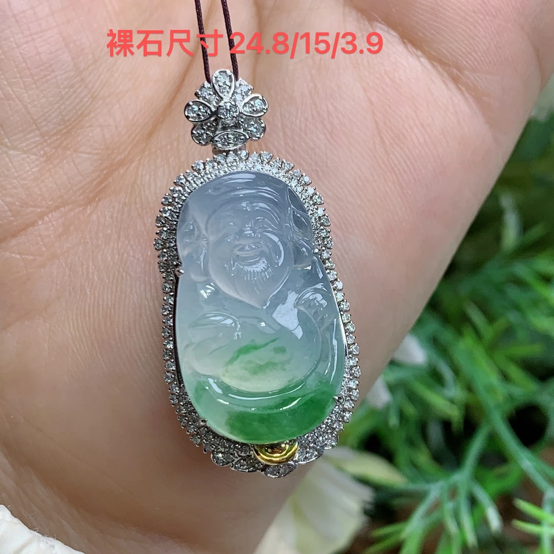 缅甸天然翡翠a货18k一高冰起光飘阳绿财神美吊坠尺寸38/18.5/12.4