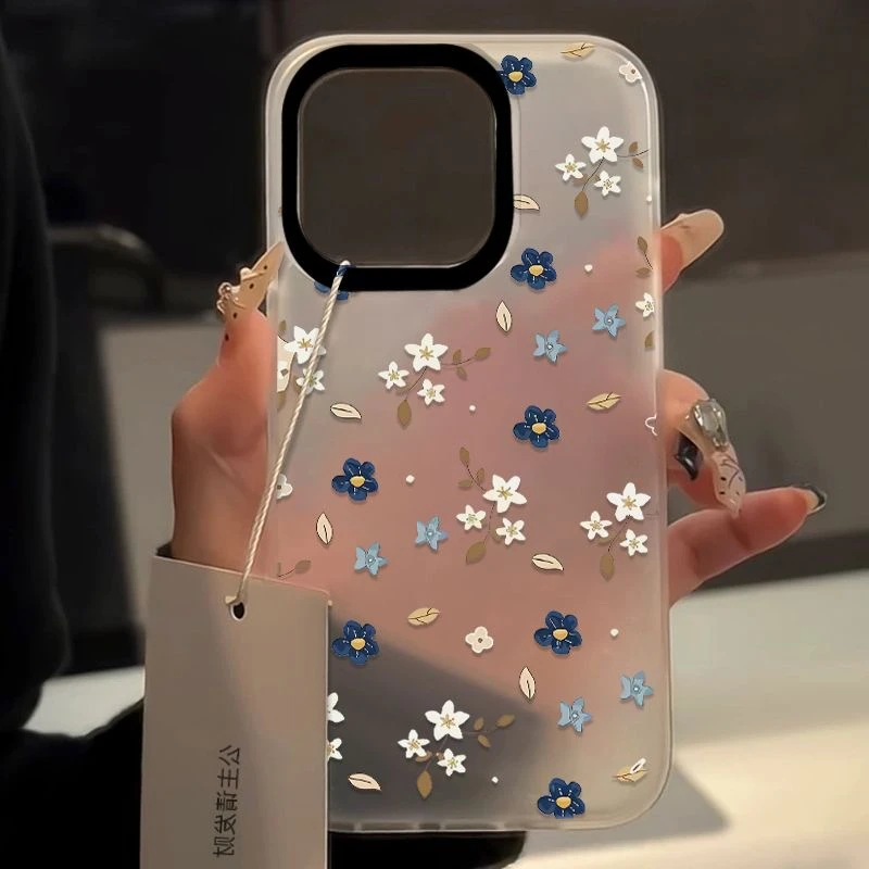 蓝白花朵磨砂壳适用于iphone16Epromax苹果手机壳全包大孔软壳