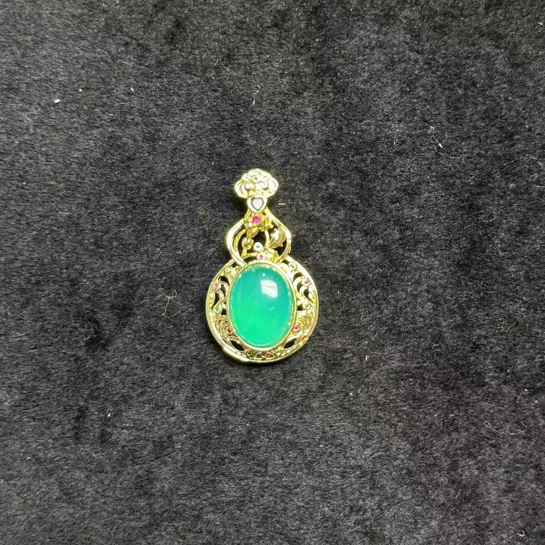 H076 精美珠宝吊坠 尺寸16*12mm